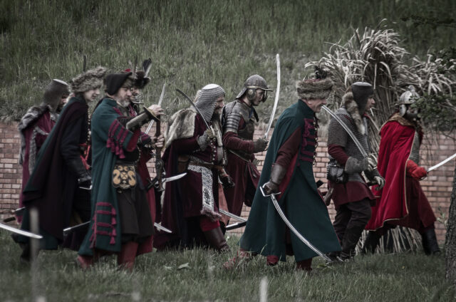 Bitwa - Husarze i szlachta