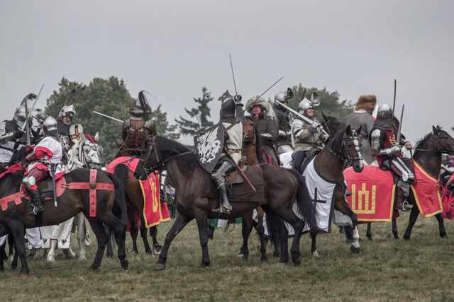Walczący Krzyżacy z Tatarami.