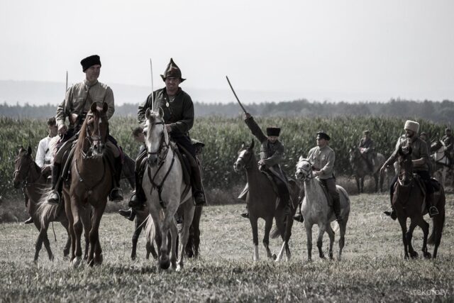 Bolszewicy na koniach.